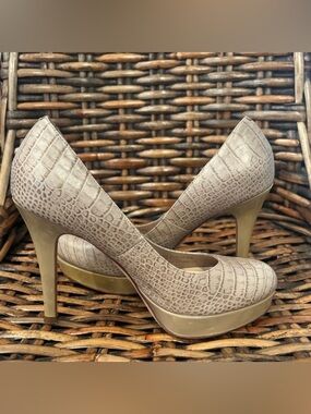 Cole Haan Crocodile Patterned Heels in Taupe in size 8.5